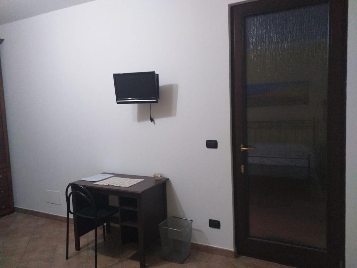 B&B La Dea Lumaca Villareggia Exterior photo